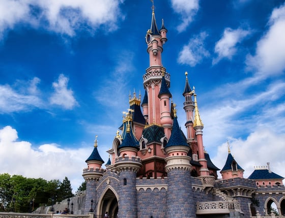 İstanbul Çıkışlı Paris & Disneyland Turu | Pegasus ile 4 Gece Masal Keyfi